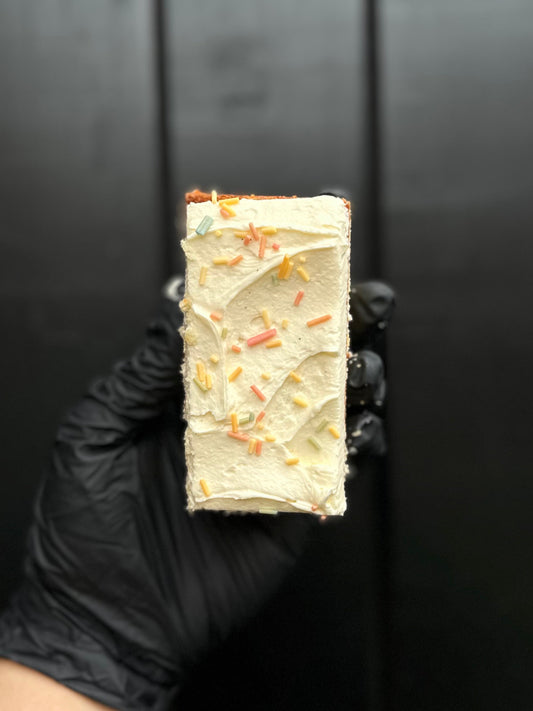 Vanilla cloud cake