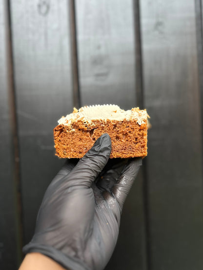 Spiced pumpkin and pecan cake