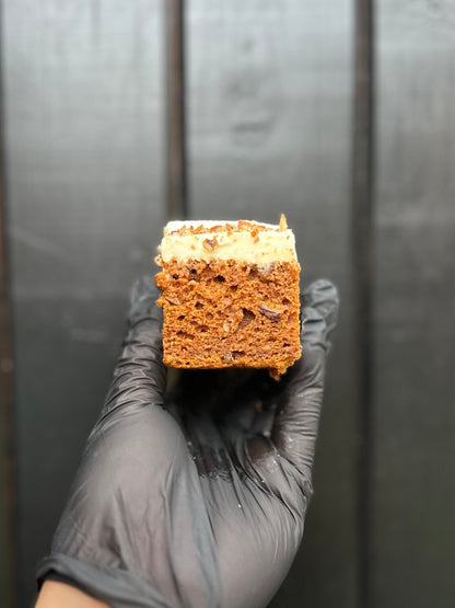 Spiced pumpkin and pecan cake