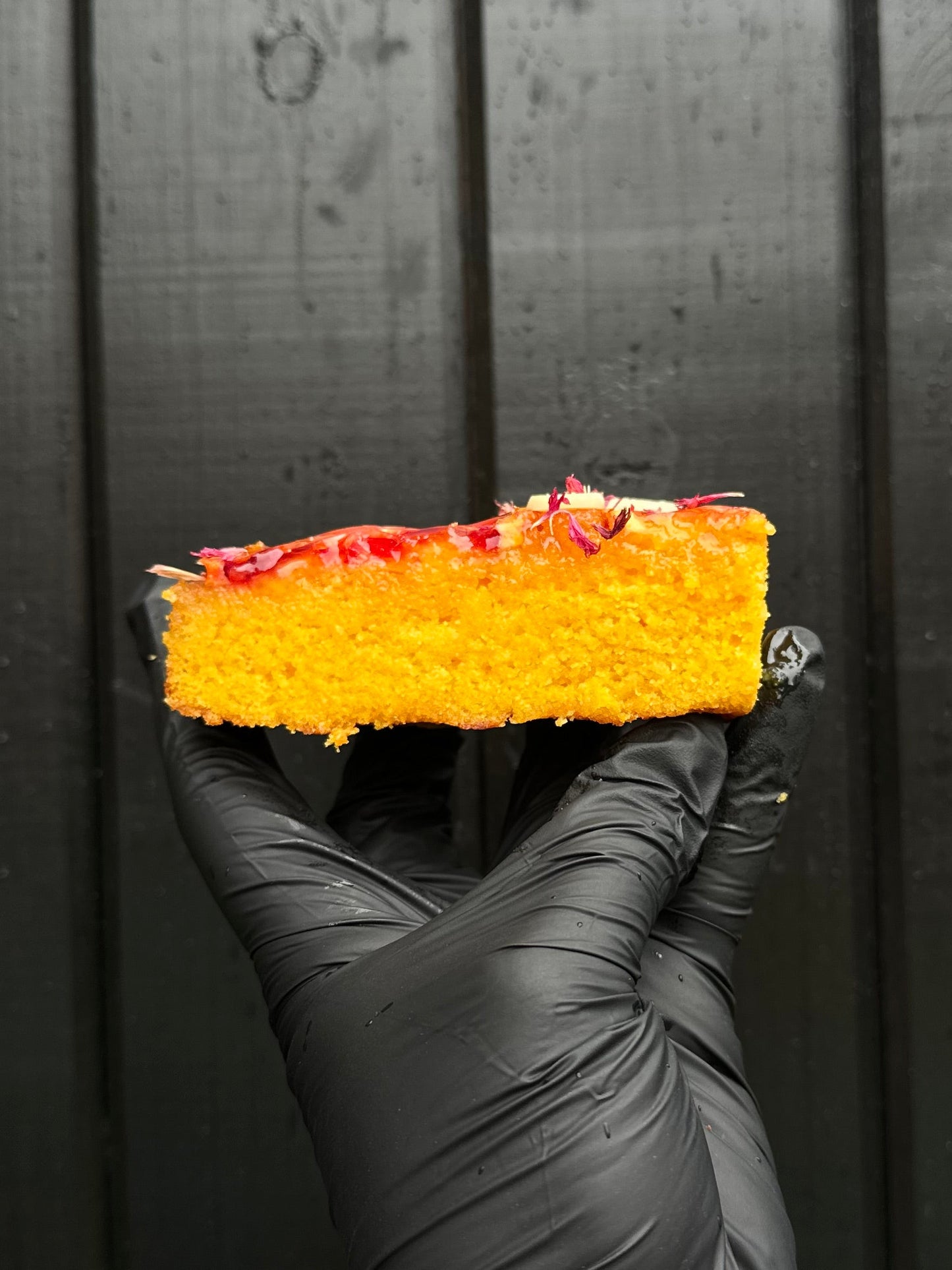 🍊 Upside-Down Orange & Clementine Cake with Polenta & Almonds