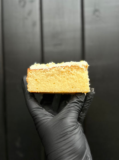 Vanilla cloud cake