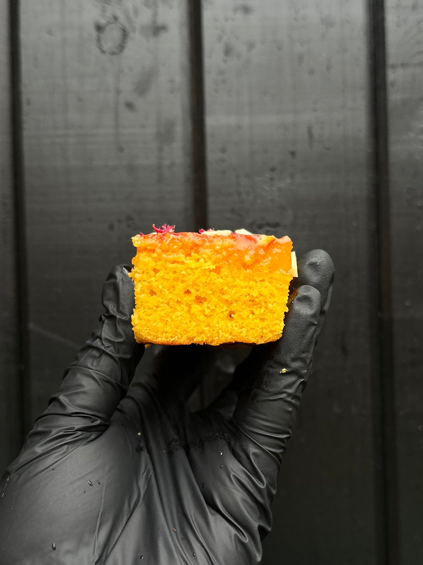🍊 Upside-Down Orange & Clementine Cake with Polenta & Almonds
