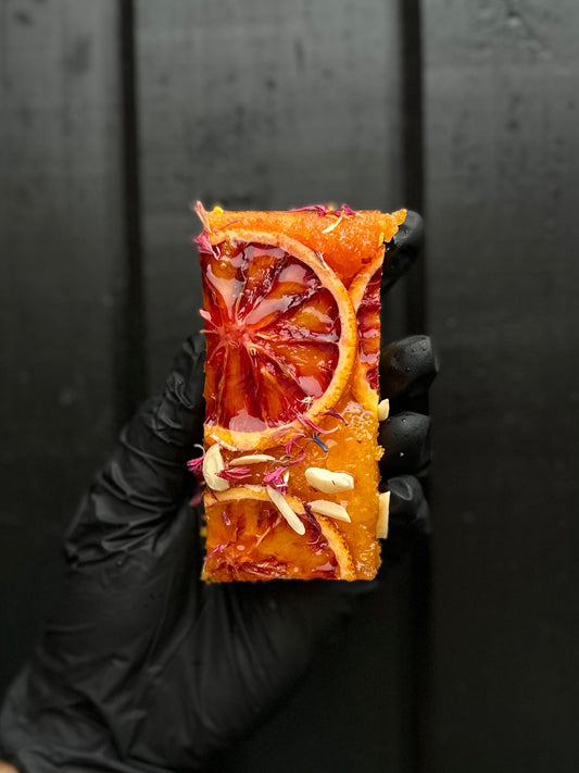 🍊 Upside-Down Orange & Clementine Cake with Polenta & Almonds